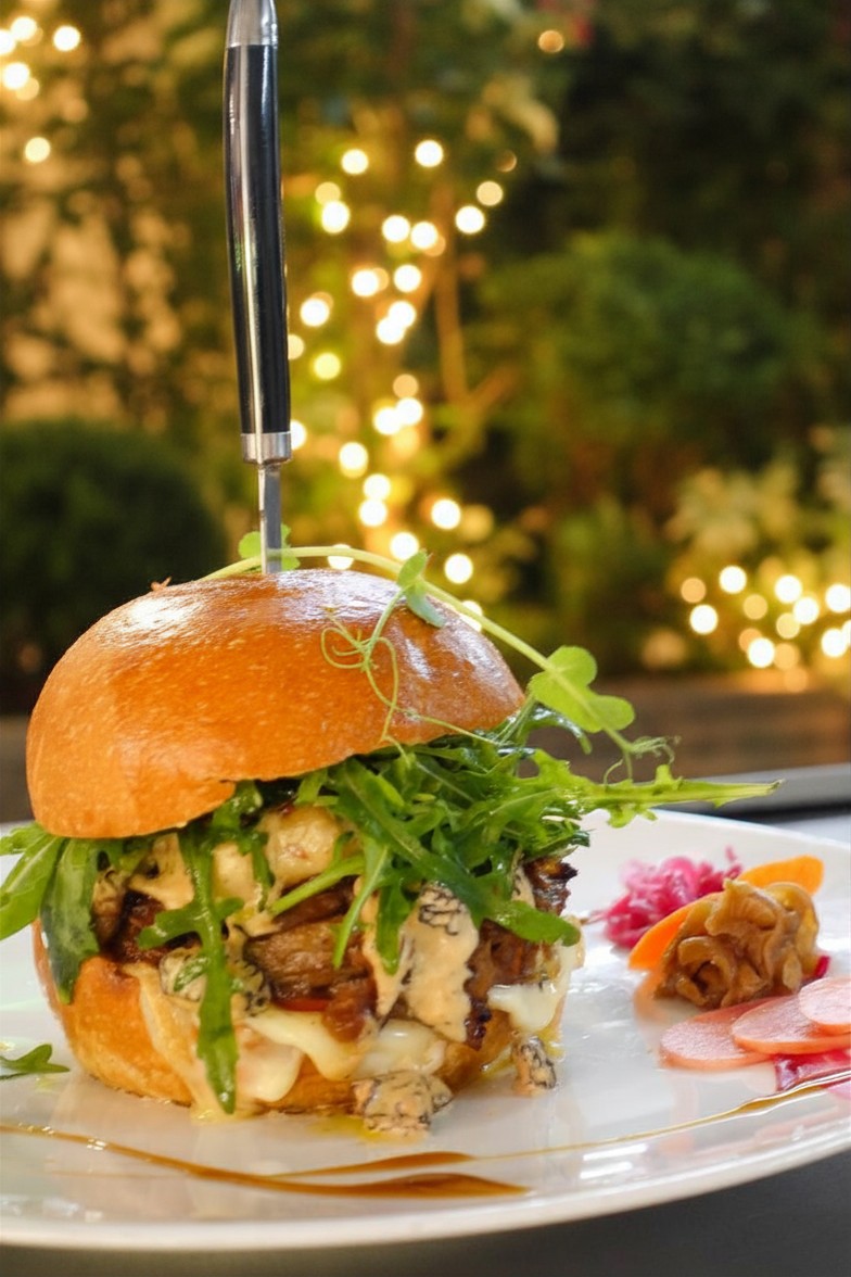 Burger Confit de Canard Vert Tu Oses