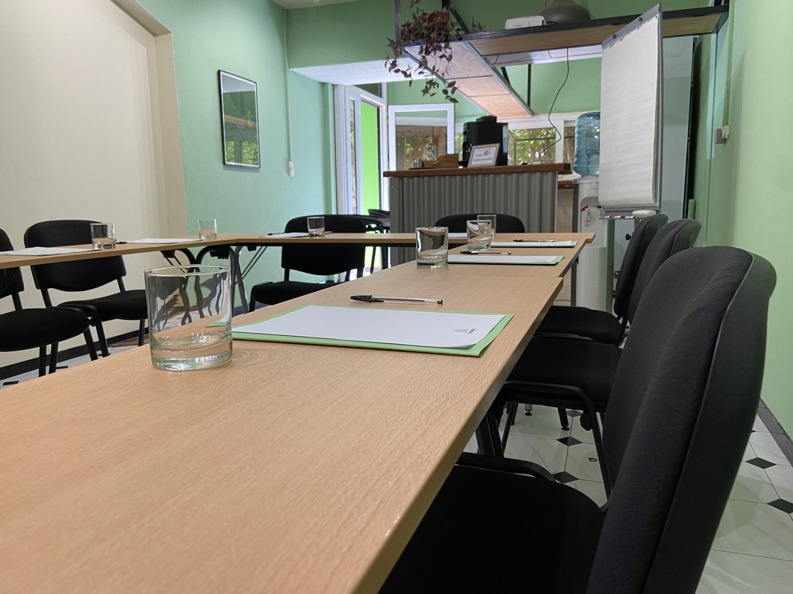 Salle réunion bar café